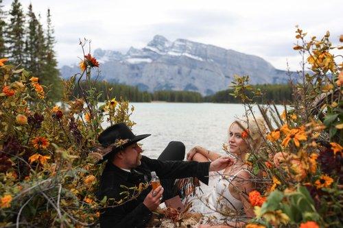 carousel-hero-element image-1